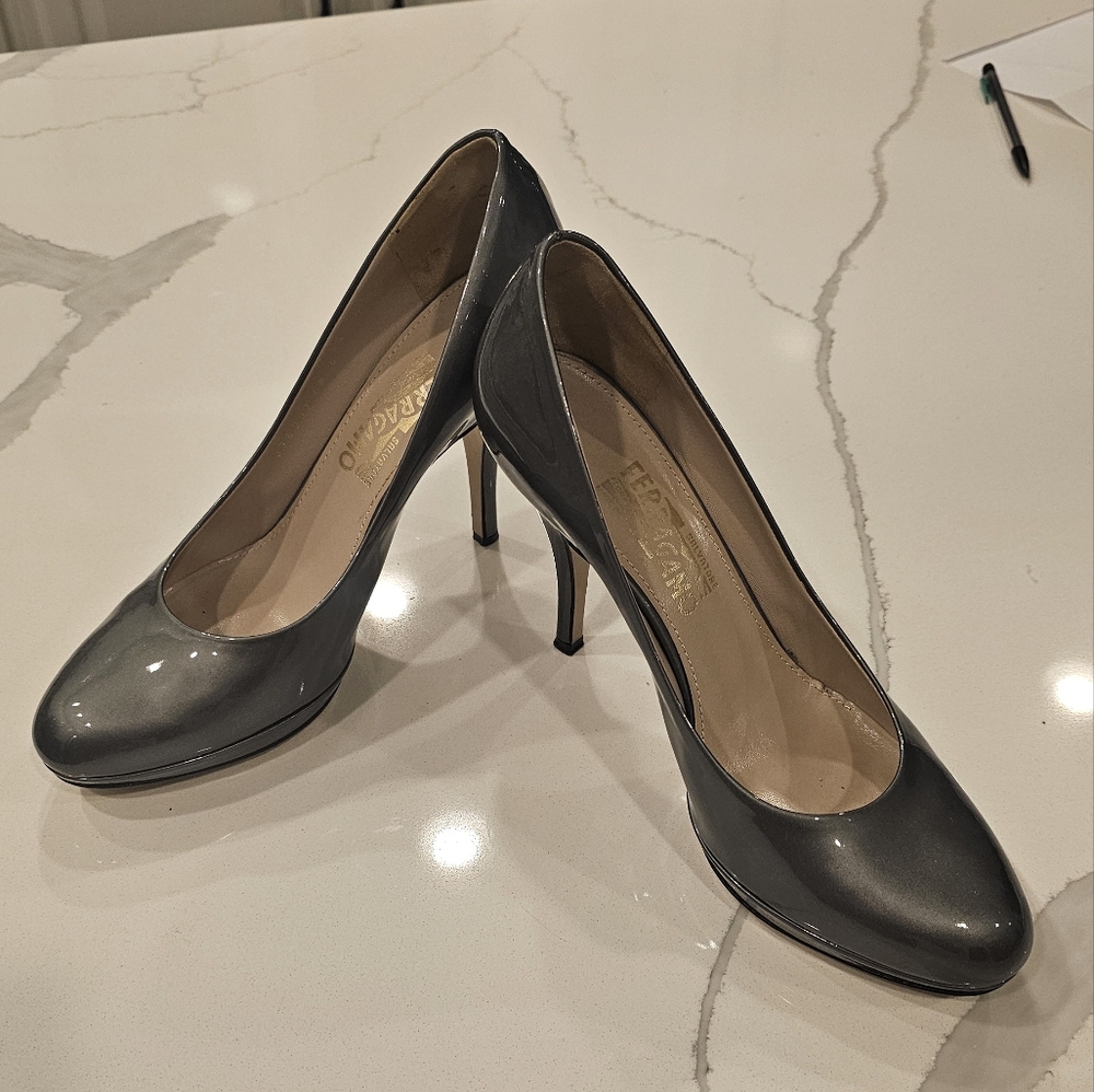 Salvatore Ferragamo pumps size 8.5